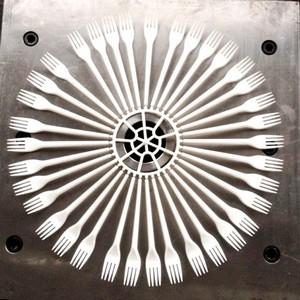 Moldes para tenedores PLA 38 cavidades Moldes para tenedores PLA 38 cavidades